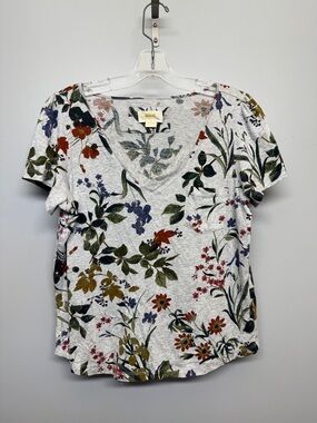 Anthropologie Maeve Floral Gray Short Sleeve Flowy Summer Tee TShirt with Pocket